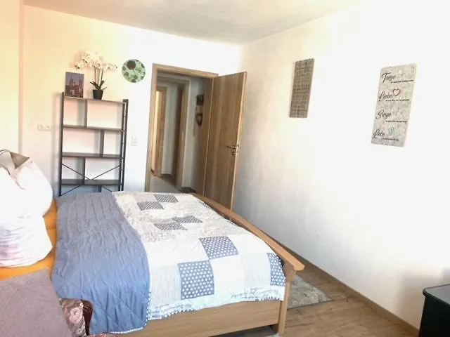 Wunderbar נאומבורג